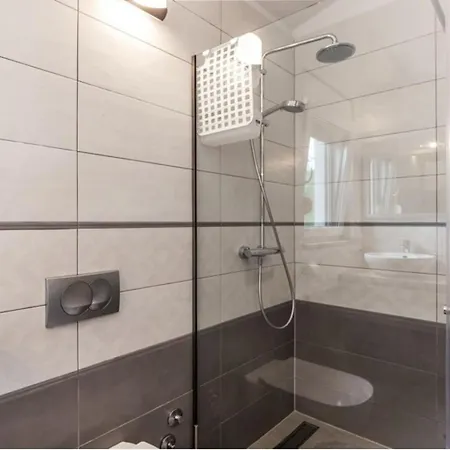 Zara Near Porec For 8 Persons With Private Pool Villa